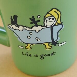 Life is Good green tub soaking mug EUC
